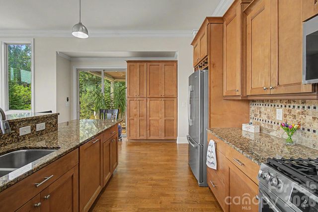 35 Penley Park Drive, Weaverville, NC 28787