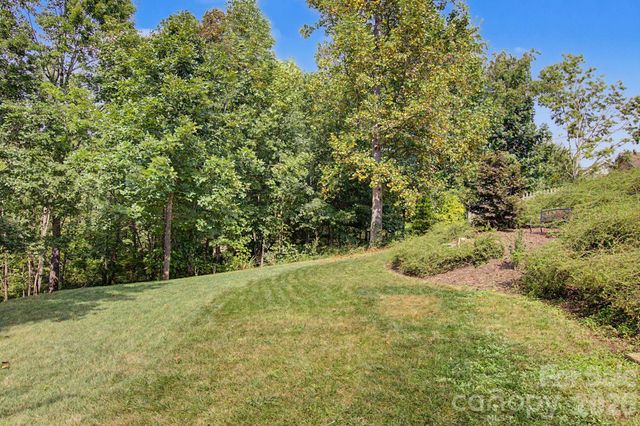 35 Penley Park Drive, Weaverville, NC 28787