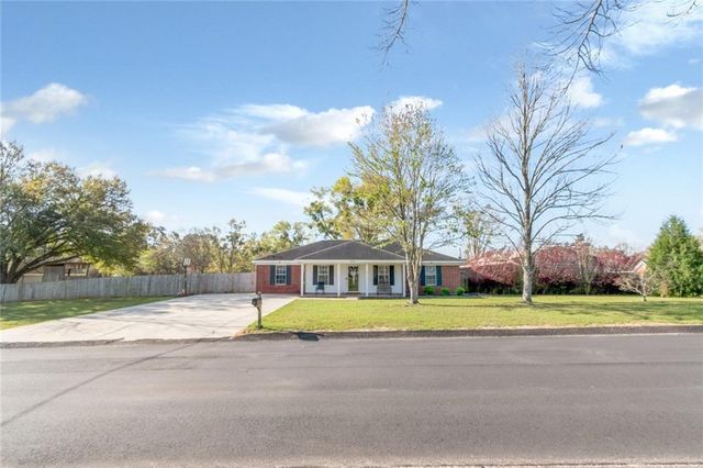 2947 Bear Oak Court, Mobile, AL 36608