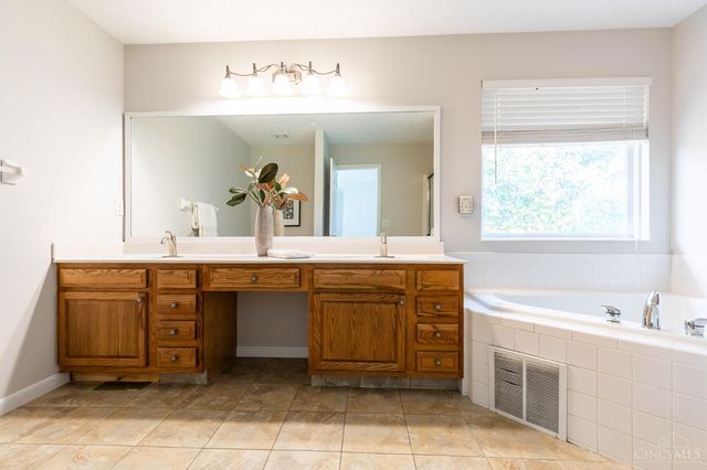 5542 Safari Drive, Liberty Twp, OH 45044