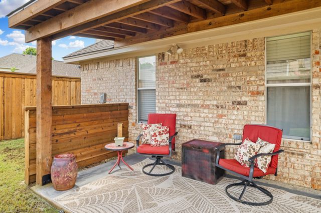 501 Saddle Drive, Euless, TX 76039