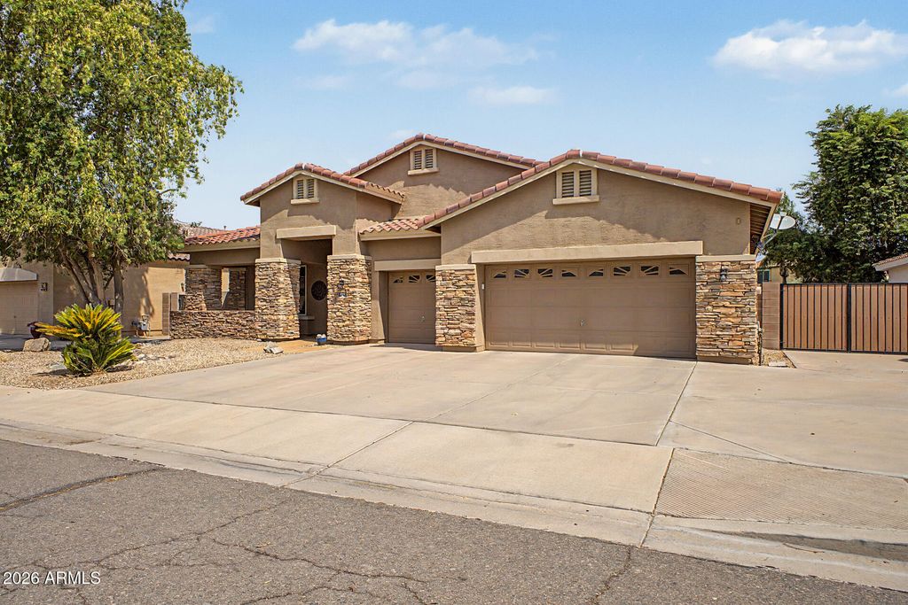 870 E LYNX Way, Chandler, AZ 85249 — photo 2