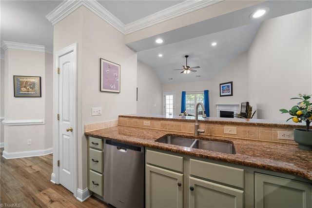 102 Sweetwater Court, Clemmons, NC 27012