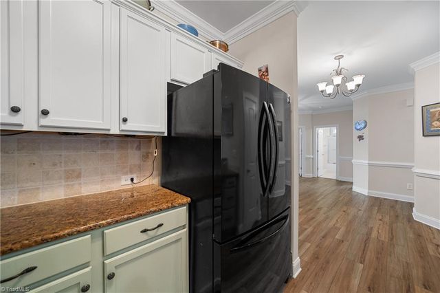 102 Sweetwater Court, Clemmons, NC 27012