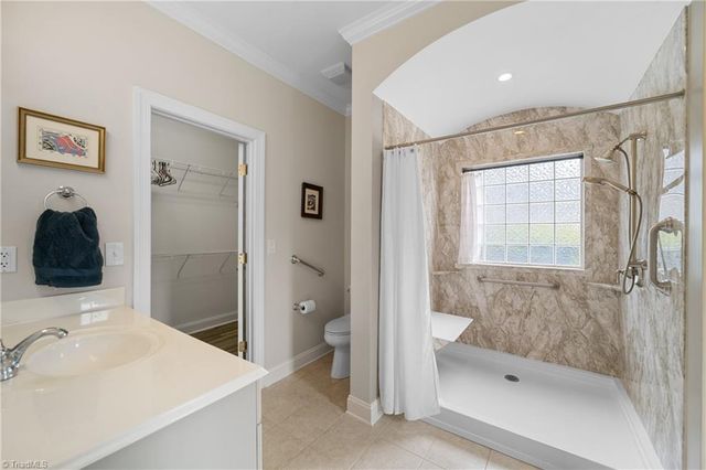 102 Sweetwater Court, Clemmons, NC 27012