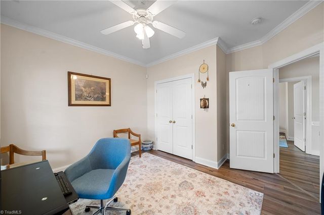 102 Sweetwater Court, Clemmons, NC 27012