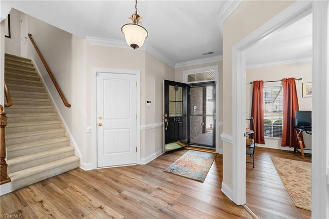 102 Sweetwater Court, Clemmons, NC 27012