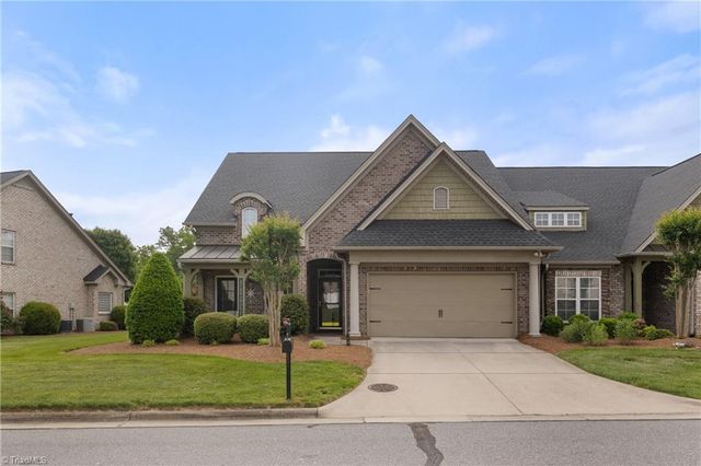 102 Sweetwater Court, Clemmons, NC 27012