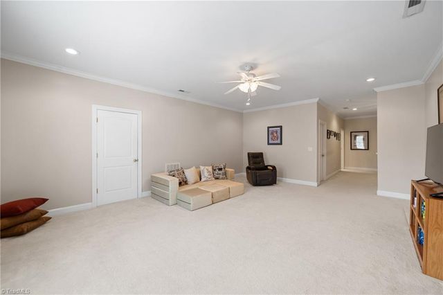 102 Sweetwater Court, Clemmons, NC 27012