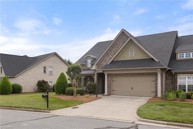 102 Sweetwater Court, Clemmons, NC 27012
