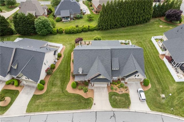 102 Sweetwater Court, Clemmons, NC 27012