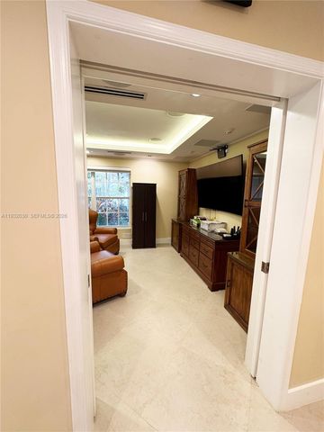 610 Misty Oaks Lane, Pompano Beach, FL 33069