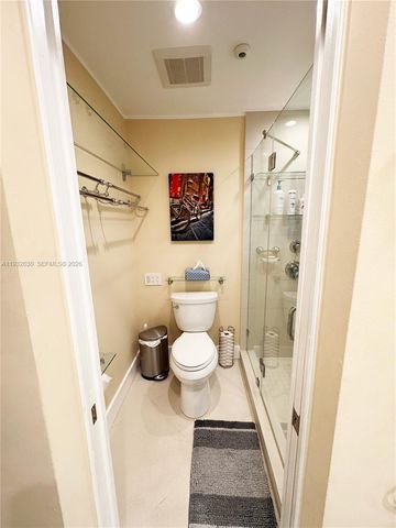 610 Misty Oaks Lane, Pompano Beach, FL 33069