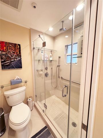 610 Misty Oaks Lane, Pompano Beach, FL 33069