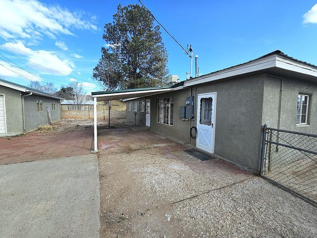 924 Jackson Avenue, Grants, NM 87020