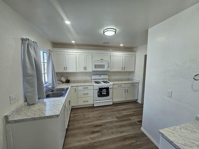 924 Jackson Avenue, Grants, NM 87020