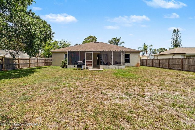 980 Pope Street NW, Palm Bay, FL 32907