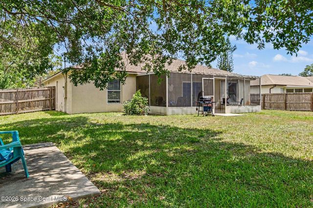 980 Pope Street NW, Palm Bay, FL 32907