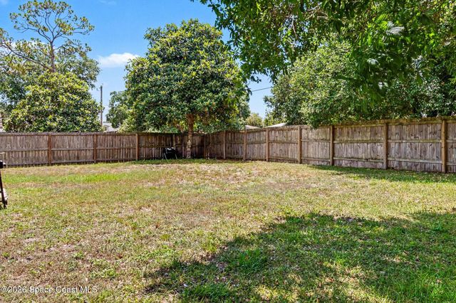 980 Pope Street NW, Palm Bay, FL 32907