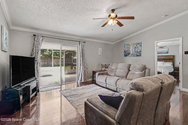 980 Pope Street NW, Palm Bay, FL 32907