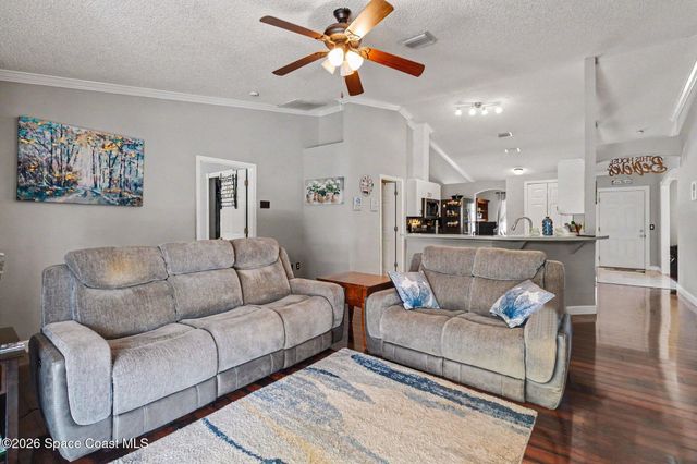 980 Pope Street NW, Palm Bay, FL 32907