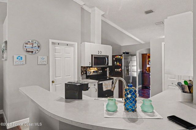 980 Pope Street NW, Palm Bay, FL 32907