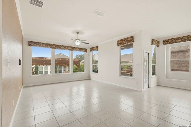 11915 TOWER FRST, San Antonio, TX 78253