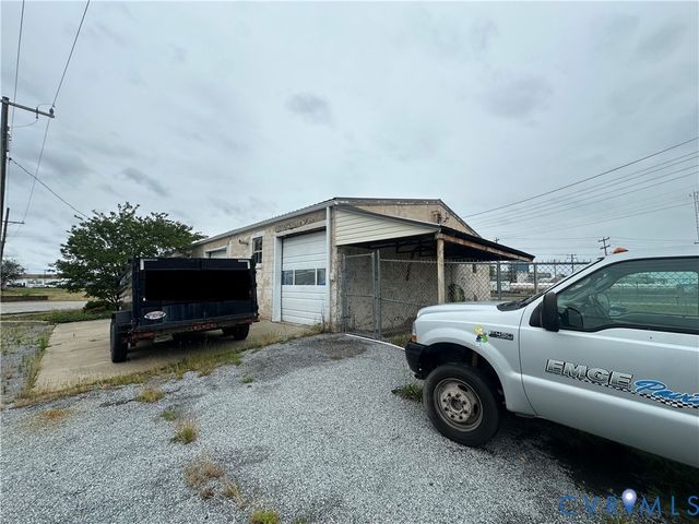 601 E Randolph Rd, Hopewell, VA 23860