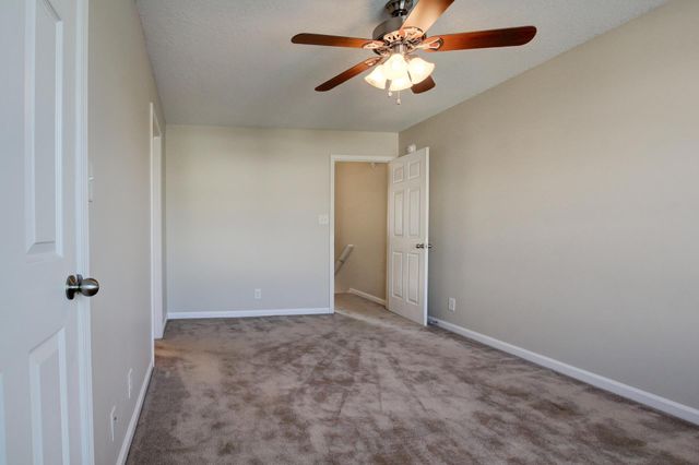 112 Alexander Blvd, Clarksville, TN 37040