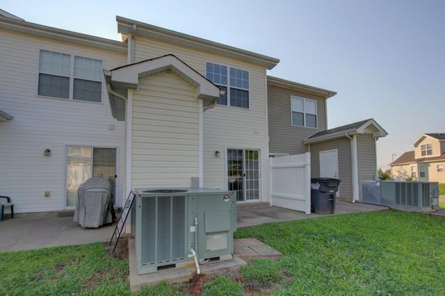 112 Alexander Blvd, Clarksville, TN 37040