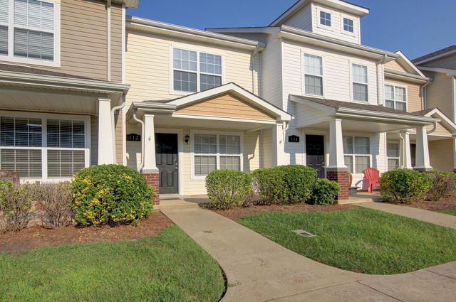 112 Alexander Blvd, Clarksville, TN 37040