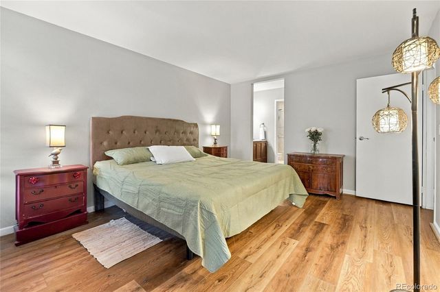 1050 S Monaco Street Parkway 103, Denver, CO 80224