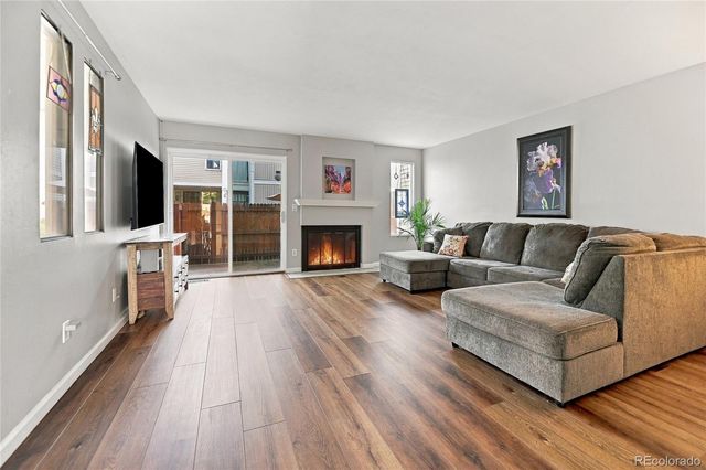 1050 S Monaco Street Parkway 103, Denver, CO 80224