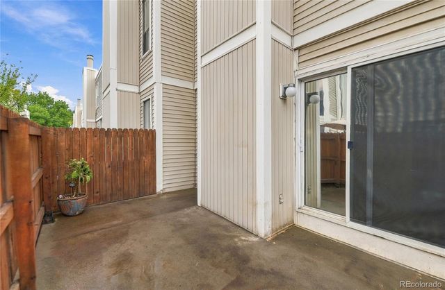 1050 S Monaco Street Parkway 103, Denver, CO 80224