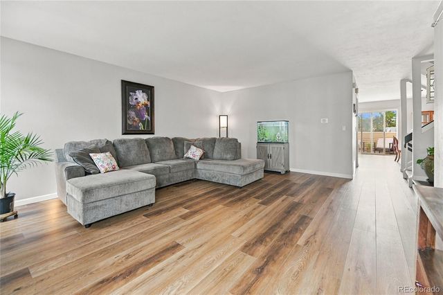1050 S Monaco Street Parkway 103, Denver, CO 80224