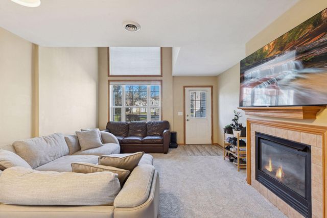 319 Wilderness Drive, Chaska, MN 55318