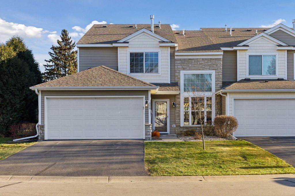 319 Wilderness Drive, Chaska, MN 55318