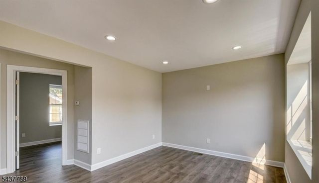 117 Dorothy Street, Carteret Boro, NJ 07008