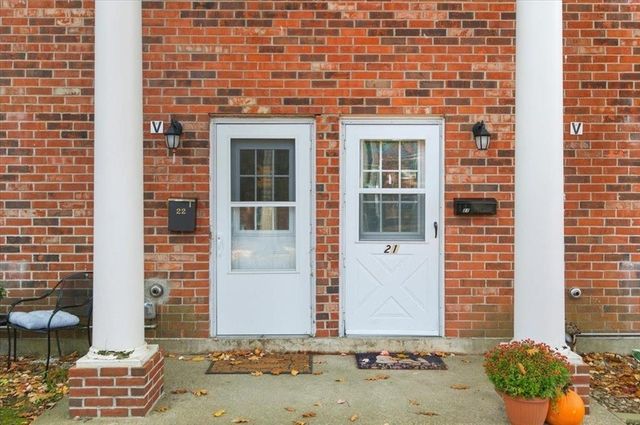 425 Dorset St Unit 21, South Burlington, VT 05403