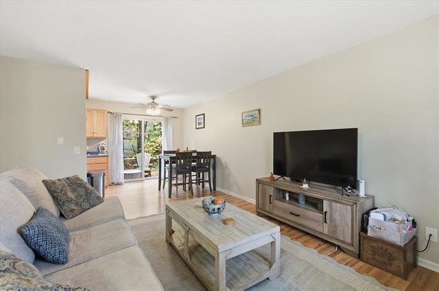 425 Dorset St Unit 21, South Burlington, VT 05403