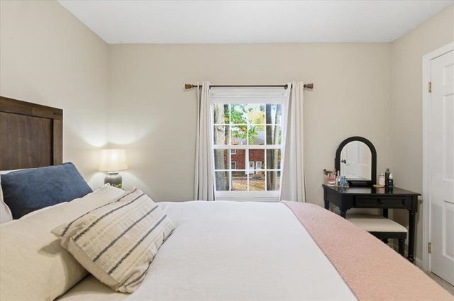 425 Dorset St Unit 21, South Burlington, VT 05403