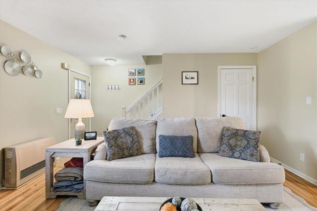 425 Dorset St Unit 21, South Burlington, VT 05403