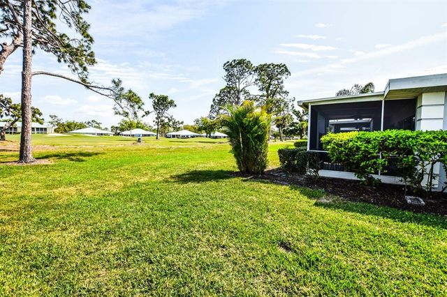 266 CERROMAR WAY S 55, Venice, FL 34293