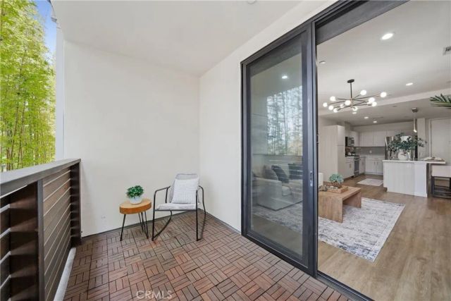 4140 Glencoe Avenue 202, Los Angeles, CA 90292