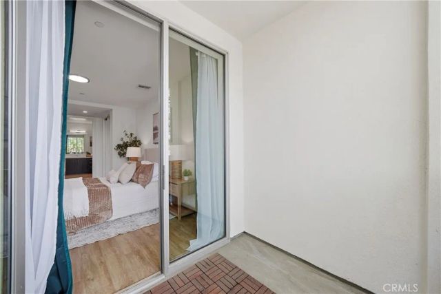 4140 Glencoe Avenue 202, Los Angeles, CA 90292