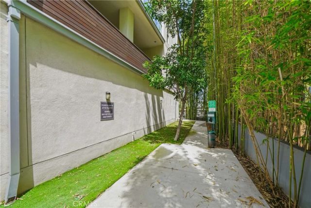 4140 Glencoe Avenue 202, Los Angeles, CA 90292