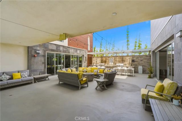 4140 Glencoe Avenue 202, Los Angeles, CA 90292
