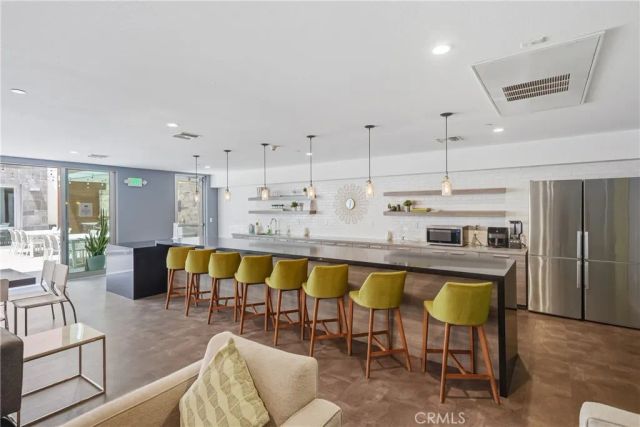 4140 Glencoe Avenue 202, Los Angeles, CA 90292