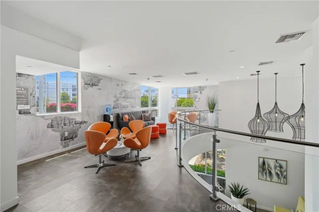 4140 Glencoe Avenue 202, Los Angeles, CA 90292