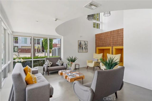 4140 Glencoe Avenue 202, Los Angeles, CA 90292
